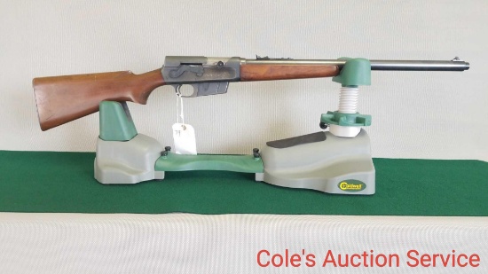 Remington 81 Woodsmaster rifle that looks to be in great condition. Chambered in 300 Savage, 22 inch