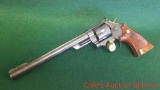 Smith & Wesson Model 29 silhouette 44 Magnum revolver. Dated 1984, 10 and 5 8 inch barrel,16 inch