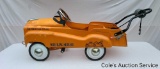 InStep wrecking service pedal car. In good condition.