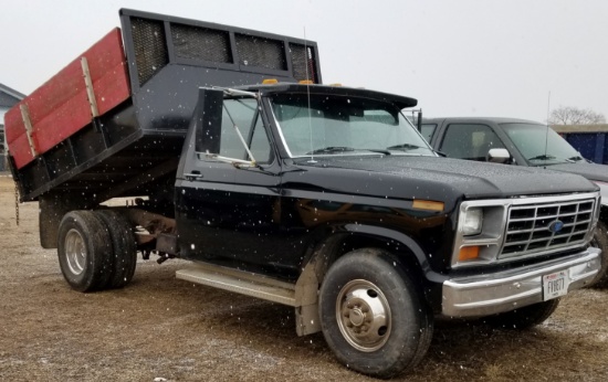 1985 Ford Dump Truck