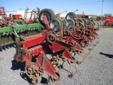 IH 183 ROW CULTIVATOR #009715