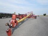 WESTFIELD 1091 AUGER W/ SWING AWAY