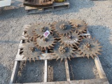 PALLET OF PLANTER PARTS