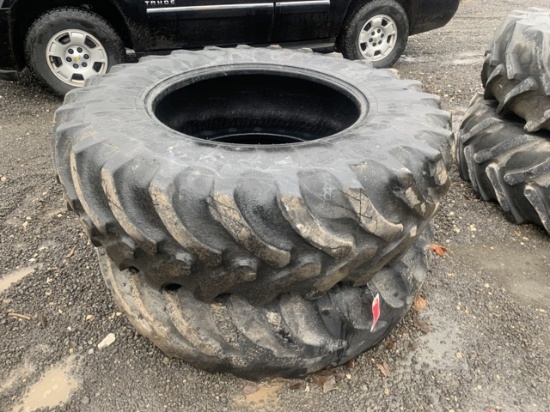 2 TRACTOR TIRES 420-90R30