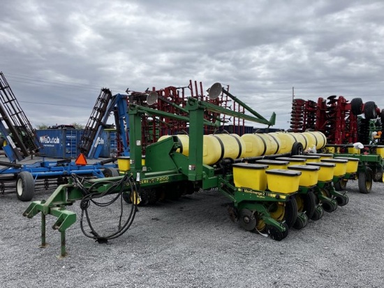 JD 7200 CONSERVATION PLANTER #H07200D660289