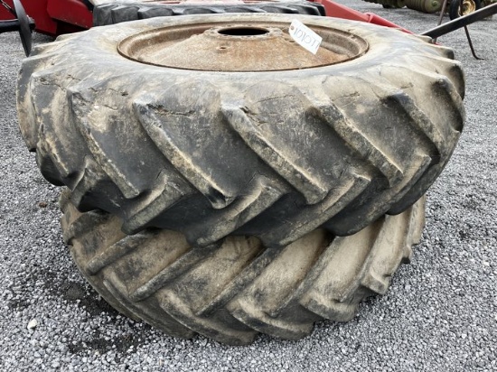2 TIRES 18.4-34