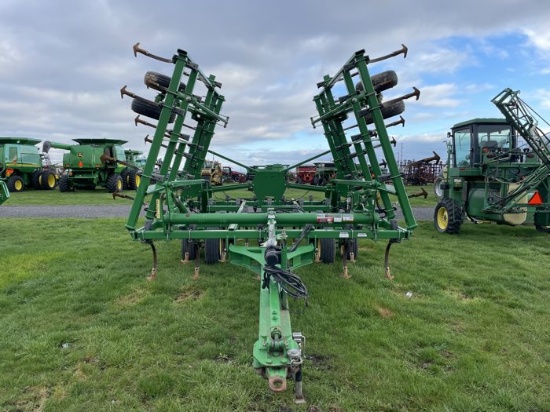 2011 JD 2210 F. CULT #1N02210LCB0745191