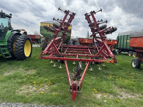 IH 4600 FIELD CULT.