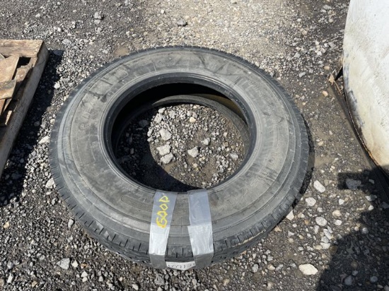 11R24.5 TIRE