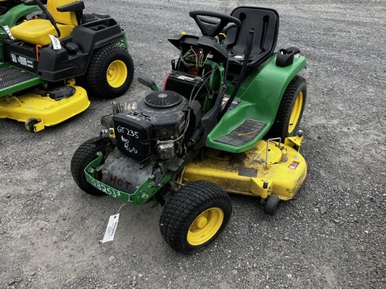 JD GT235 #43490 LAWN MOWER