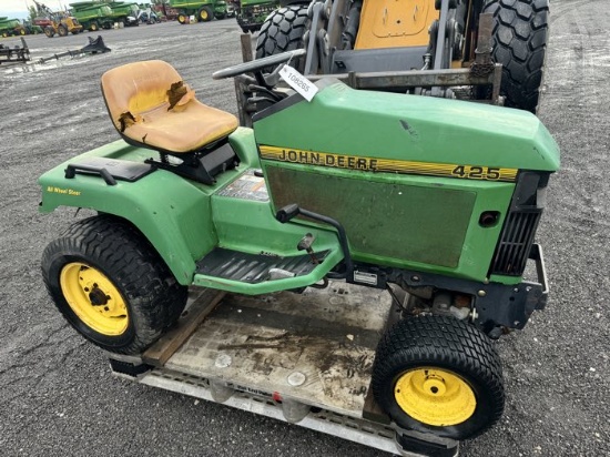 JD 425 LAWN MOWER--FOR PARTS