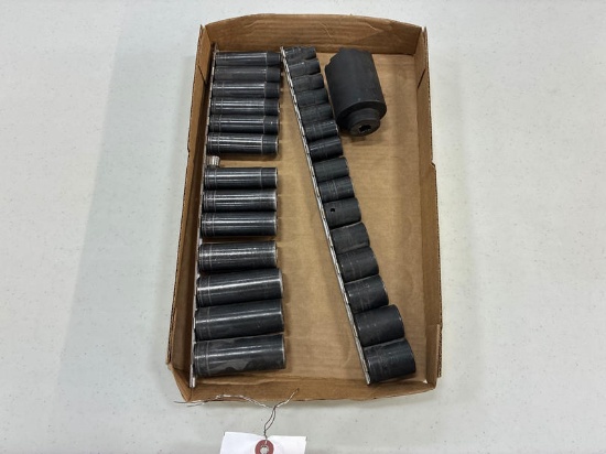 SET OF SNAP ON METRIC SOCKETS