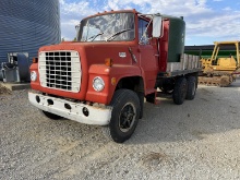 1971 FORD 800 TRUCK
