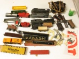 Lot of Assorted HO Scale Train Cars