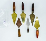 Lot: 6 assorted advertising trowels