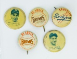 Lot: 5 vintage baseball pinbacks