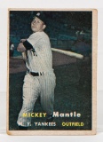 1957 Topps #95 Mickey Mantle (HOF)