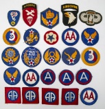 Lot of 25 Army Airborne Patches