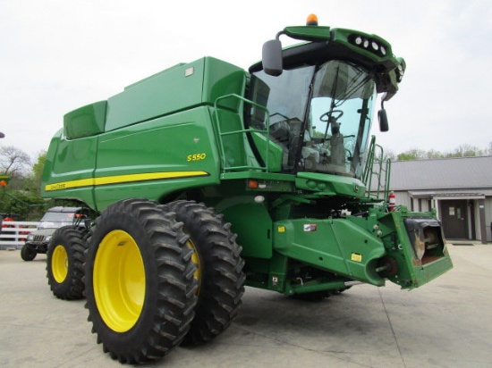 2012 JD S550 Combine