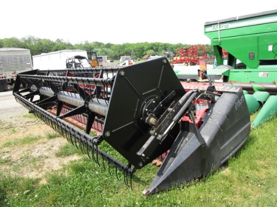 2005 CIH 1020 17.5' Platform