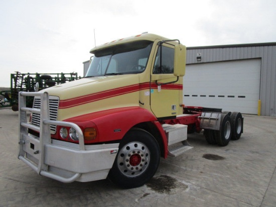 2003 Freightliner Century Semi Truck