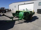 JD 338 Square Baler