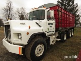 1991 E-7 MACK 20’ TRI AXLE GRAIN TRUCK, 8 SPD TRANS, CAMELBACK REARS, AIR B