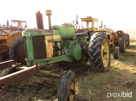 JD 720, WF, 3PT, LP GAS, SALVAGE, S/N 7220618