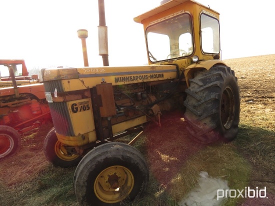 MINNIAPOLIS MOLINE 705, CAB, SALVAGE