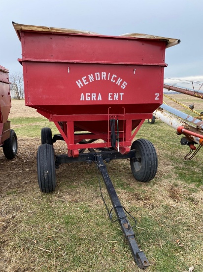 250 BU GRAVITY WAGON