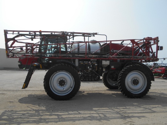 C/IH 3230 PATRIOT SPRAYER