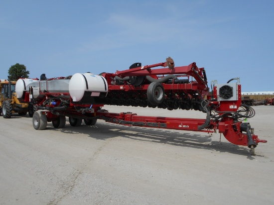 C/IH 1240 PLANTER