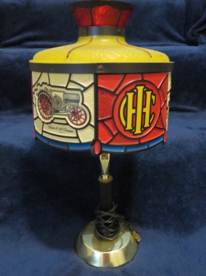 1970's-era IHC plastic Tiffany Lamp