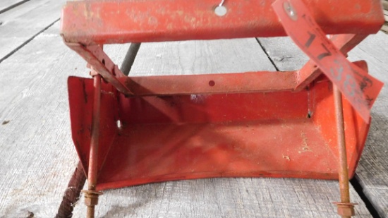 IH BATTERY BOX