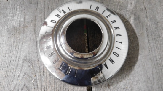INT SINGLE HUB CAP