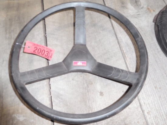 IH STEERING WHEEL