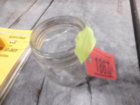 GLASS JAR