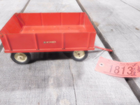 RED IH TOY WAGON