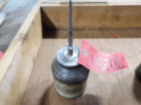 MCCORMICK DEERING OIL CAN