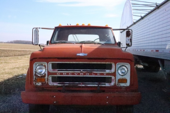 1970 CHEVY C65 W/ GRAIN BED (AS IS - NOT RUNNING)