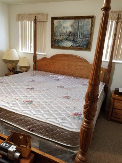 King Size Bed & Bedroom Suite
