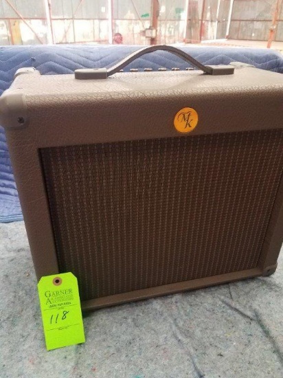 Michael Kelly- MKAA30 Acoustic Guitar Amp
