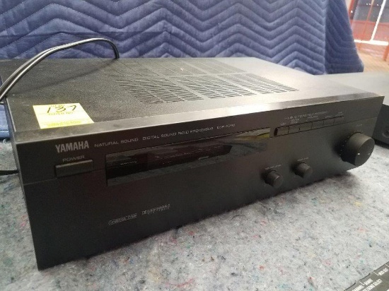 Yamaha Natural Sound Digital Sound Field Processor DSP-E390