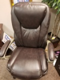 Executive Desk Chair