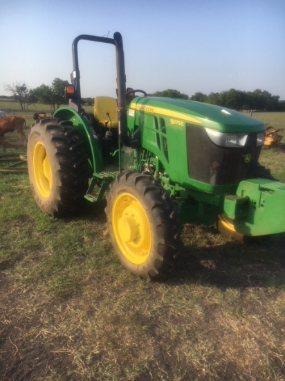 John Deere 5075e Open Cab, Has 52.2 Hours Showing