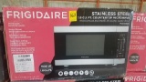 Frigidaire 1.6 Cu. Ft. Countertop Microwave 1100 Watts