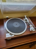 Hitachi Direct Drive Turntable