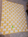 Yellow Quilt 80x65