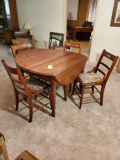 Gate Leg Table w/ Wooden Wheels, 5 Chairs, & 3 Leaves