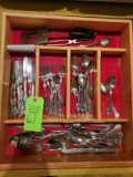 Contents Of Silverware Drawer